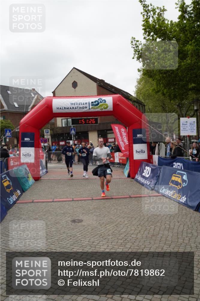 04.05.2025 - 8. Wedeler Halbmarathon Felixshl http://msf.ph/oto/7819862 04.05.2025 11:51:24 Ziel 458, 802 meine-sportfotos.de