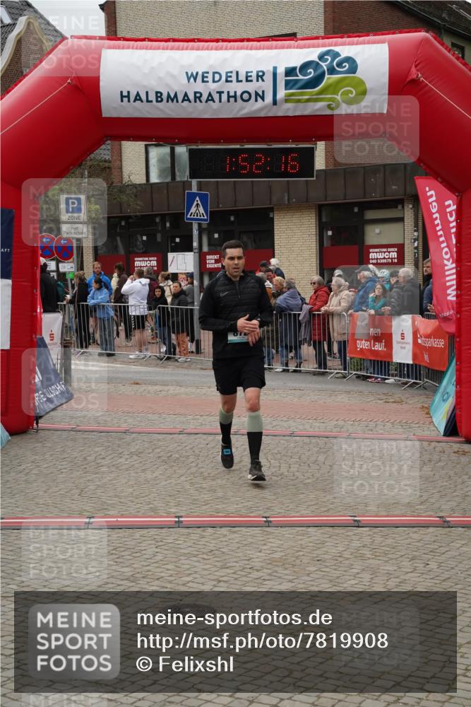 04.05.2025 - 8. Wedeler Halbmarathon Felixshl http://msf.ph/oto/7819908 04.05.2025 11:52:14 Ziel 872 meine-sportfotos.de
