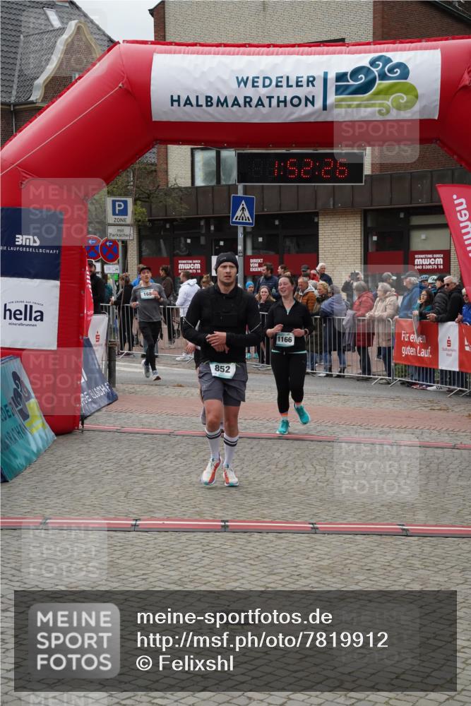 04.05.2025 - 8. Wedeler Halbmarathon Felixshl http://msf.ph/oto/7819912 04.05.2025 11:52:24 Ziel 123, 168, 852, 1166 meine-sportfotos.de
