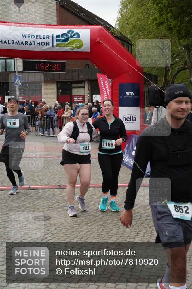 04.05.2025 - 8. Wedeler Halbmarathon Felixshl http://msf.ph/oto/7819920 04.05.2025 11:52:28 Ziel 123, 168, 852, 1166 meine-sportfotos.de