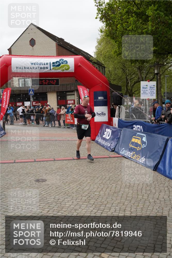 04.05.2025 - 8. Wedeler Halbmarathon Felixshl http://msf.ph/oto/7819946 04.05.2025 11:52:40 Ziel 18, 488 meine-sportfotos.de