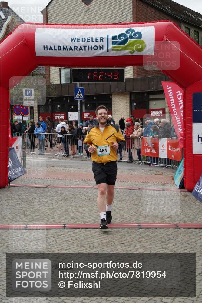 04.05.2025 - 8. Wedeler Halbmarathon Felixshl http://msf.ph/oto/7819954 04.05.2025 11:52:47 Ziel 461 meine-sportfotos.de