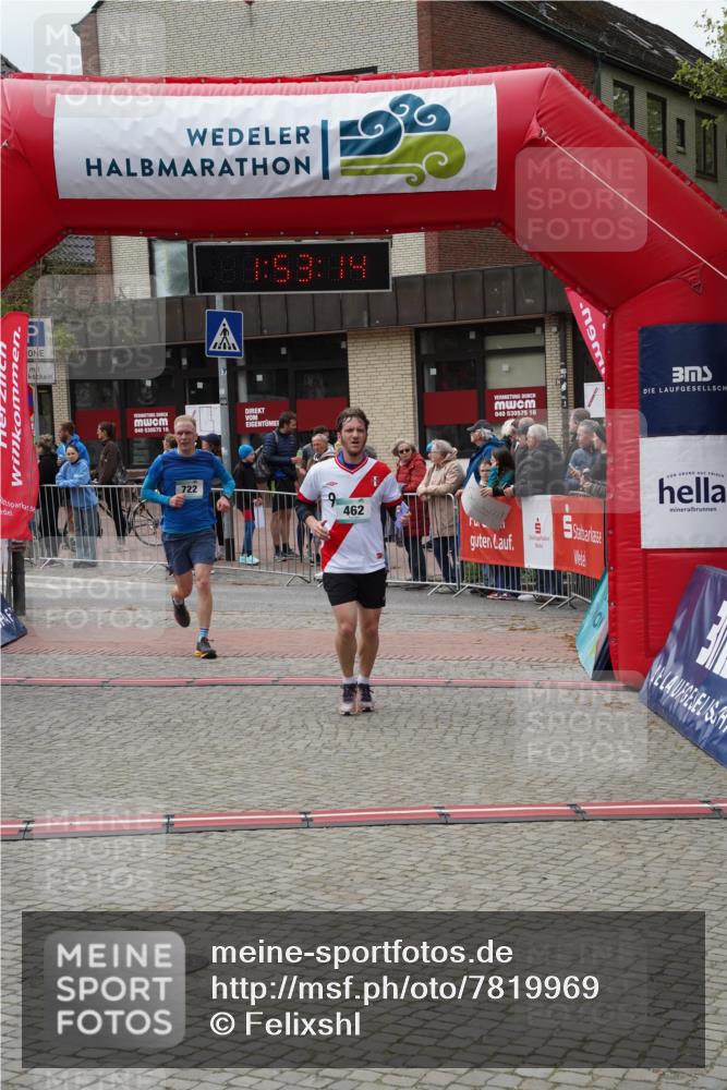 04.05.2025 - 8. Wedeler Halbmarathon Felixshl http://msf.ph/oto/7819969 04.05.2025 11:53:12 Ziel 50, 462, 722 meine-sportfotos.de