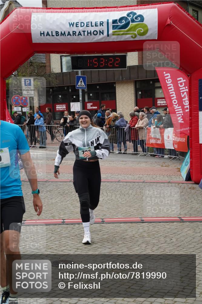 04.05.2025 - 8. Wedeler Halbmarathon Felixshl http://msf.ph/oto/7819990 04.05.2025 11:53:20 Ziel 50, 726 meine-sportfotos.de
