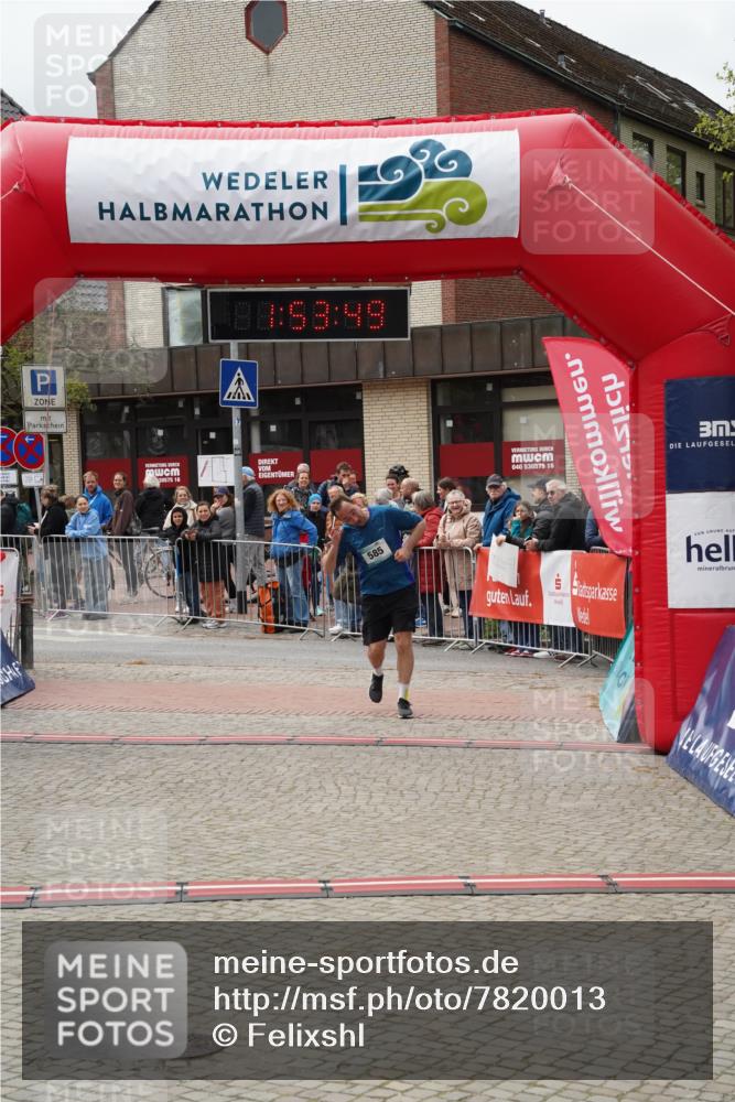04.05.2025 - 8. Wedeler Halbmarathon Felixshl http://msf.ph/oto/7820013 04.05.2025 11:53:47 Ziel 585 meine-sportfotos.de