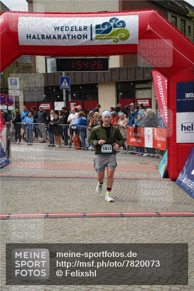 04.05.2025 - 8. Wedeler Halbmarathon Felixshl http://msf.ph/oto/7820073 04.05.2025 11:54:24 Ziel 317, 360, 577, 1013 meine-sportfotos.de