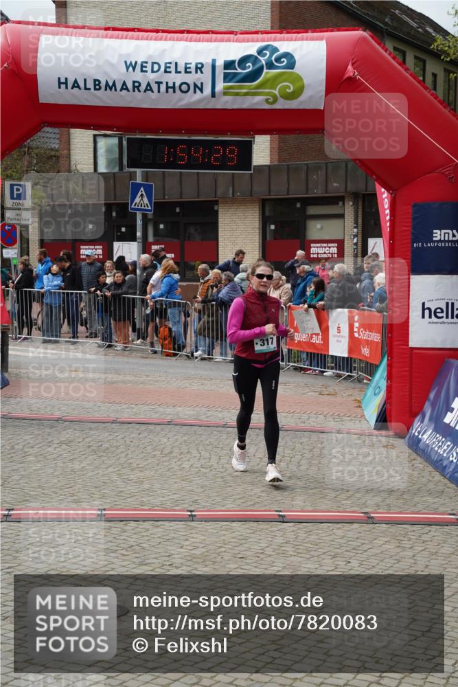 04.05.2025 - 8. Wedeler Halbmarathon Felixshl http://msf.ph/oto/7820083 04.05.2025 11:54:27 Ziel 317, 1013 meine-sportfotos.de