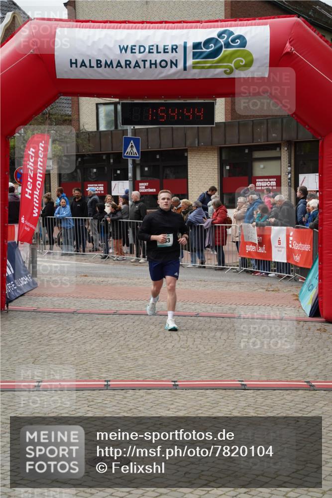 04.05.2025 - 8. Wedeler Halbmarathon Felixshl http://msf.ph/oto/7820104 04.05.2025 11:54:42 Ziel 559 meine-sportfotos.de