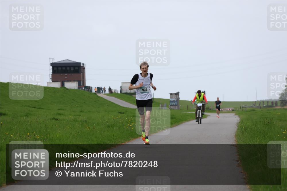 04.05.2025 - 8. Wedeler Halbmarathon Yannick Fuchs http://msf.ph/oto/7820248 04.05.2025 11:07:46 Laufen 932 meine-sportfotos.de