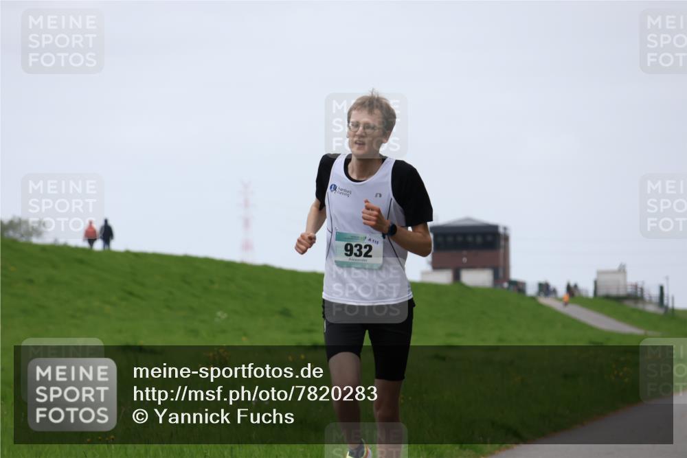 04.05.2025 - 8. Wedeler Halbmarathon Yannick Fuchs http://msf.ph/oto/7820283 04.05.2025 11:07:51 Laufen 115, 932 meine-sportfotos.de