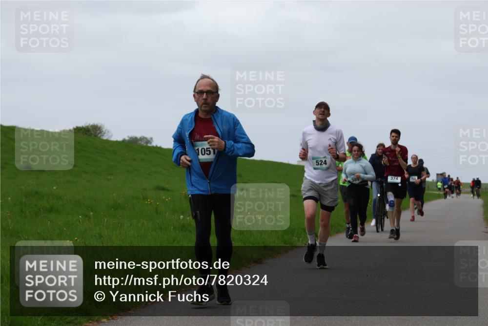 04.05.2025 - 8. Wedeler Halbmarathon Yannick Fuchs http://msf.ph/oto/7820324 04.05.2025 11:27:29 Laufen  meine-sportfotos.de