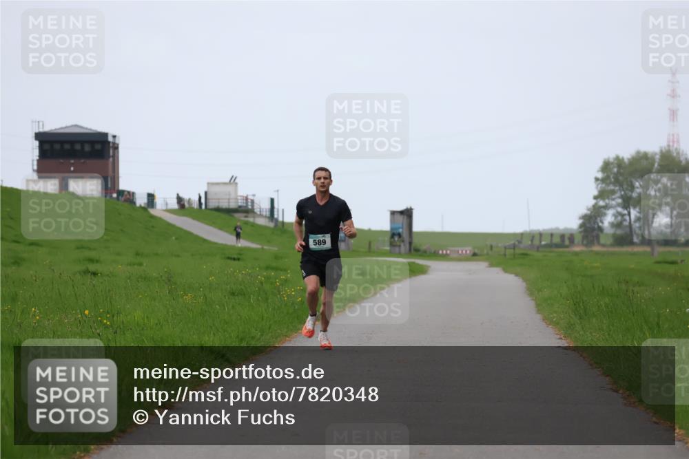 04.05.2025 - 8. Wedeler Halbmarathon Yannick Fuchs http://msf.ph/oto/7820348 04.05.2025 11:08:11 Laufen  meine-sportfotos.de