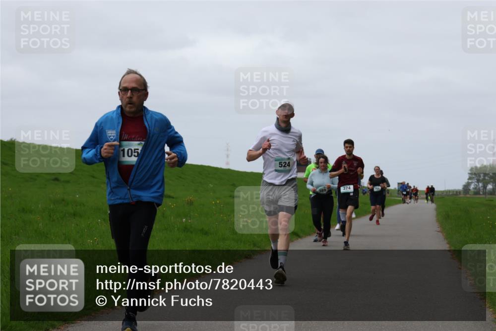 04.05.2025 - 8. Wedeler Halbmarathon Yannick Fuchs http://msf.ph/oto/7820443 04.05.2025 11:27:31 Laufen 105, 524, 389, 374 meine-sportfotos.de