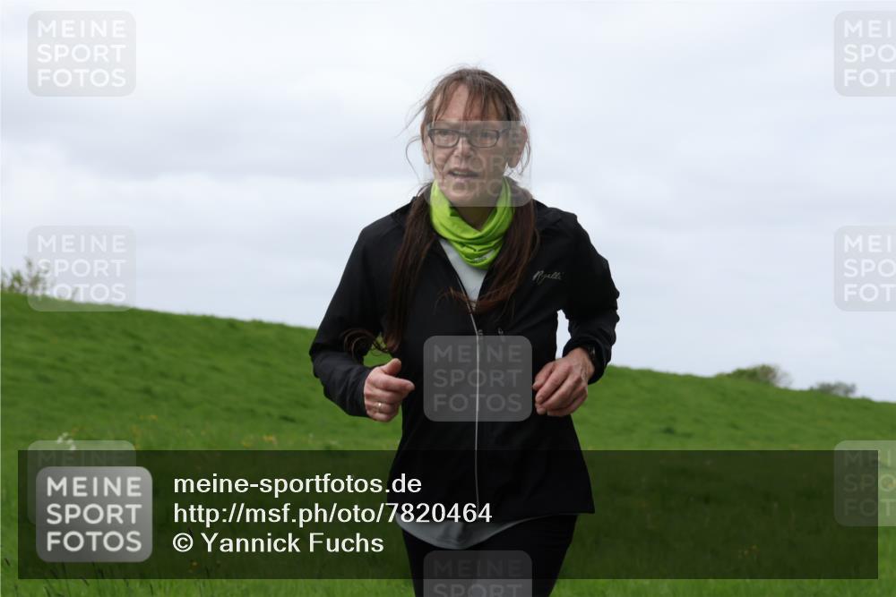 04.05.2025 - 8. Wedeler Halbmarathon Yannick Fuchs http://msf.ph/oto/7820464 04.05.2025 11:50:45 Laufen  meine-sportfotos.de