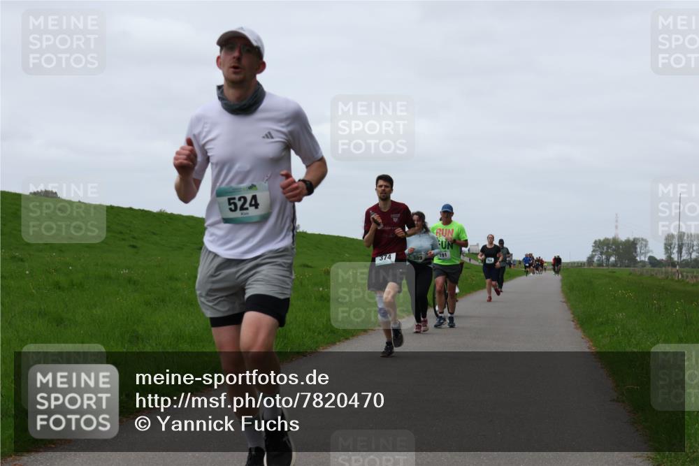 04.05.2025 - 8. Wedeler Halbmarathon Yannick Fuchs http://msf.ph/oto/7820470 04.05.2025 11:27:33 Laufen 524, 374, 389, 191 meine-sportfotos.de