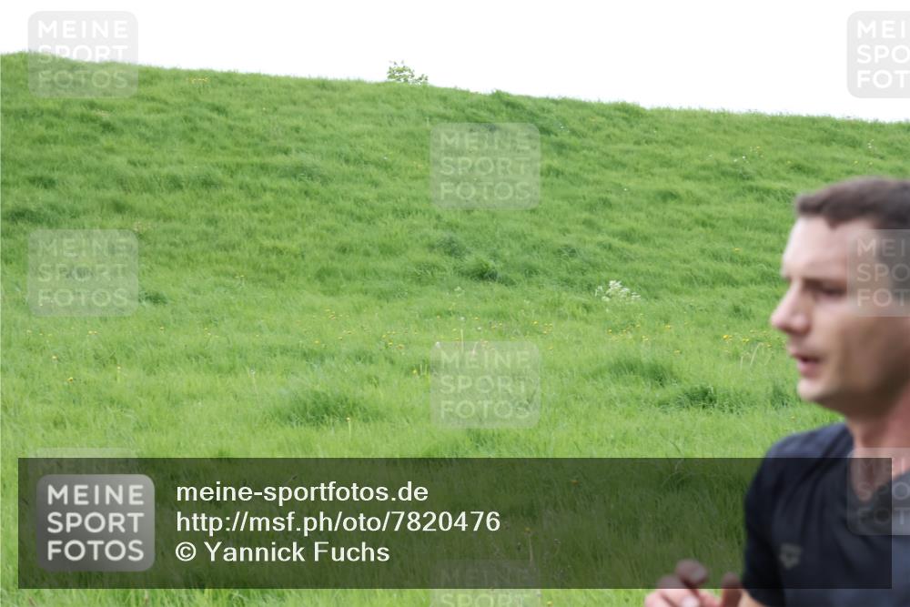 04.05.2025 - 8. Wedeler Halbmarathon Yannick Fuchs http://msf.ph/oto/7820476 04.05.2025 11:08:19 Laufen  meine-sportfotos.de