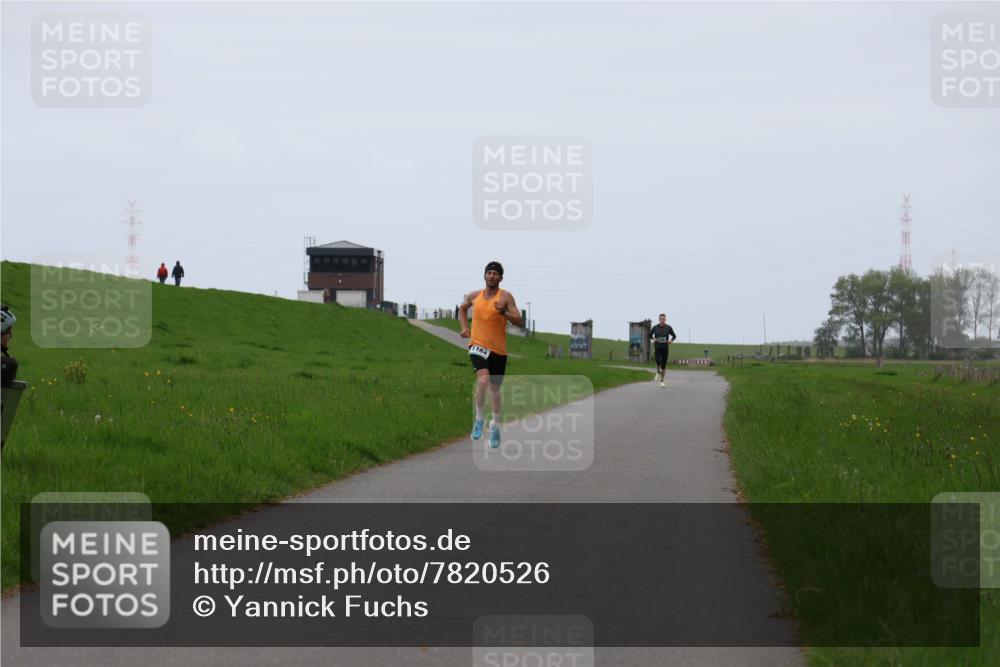 04.05.2025 - 8. Wedeler Halbmarathon Yannick Fuchs http://msf.ph/oto/7820526 04.05.2025 11:09:02 Laufen  meine-sportfotos.de