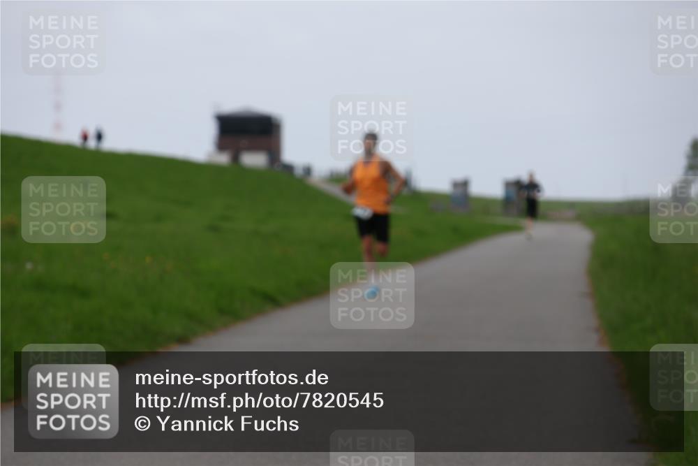 04.05.2025 - 8. Wedeler Halbmarathon Yannick Fuchs http://msf.ph/oto/7820545 04.05.2025 11:09:02 Laufen  meine-sportfotos.de