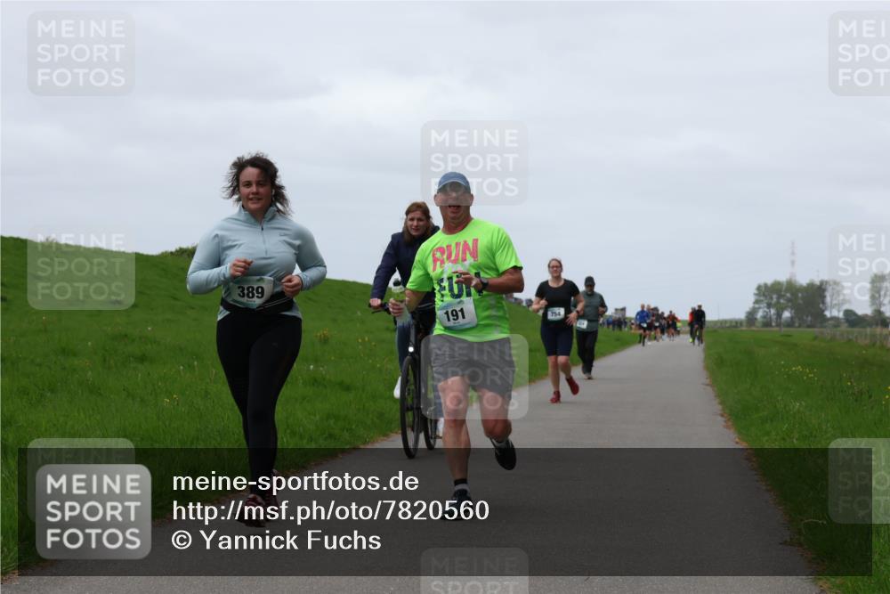 04.05.2025 - 8. Wedeler Halbmarathon Yannick Fuchs http://msf.ph/oto/7820560 04.05.2025 11:27:36 Laufen 389, 191, 754 meine-sportfotos.de