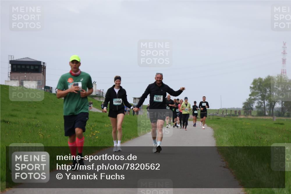 04.05.2025 - 8. Wedeler Halbmarathon Yannick Fuchs http://msf.ph/oto/7820562 04.05.2025 11:50:52 Laufen 321, 1098, 1098, 14 meine-sportfotos.de