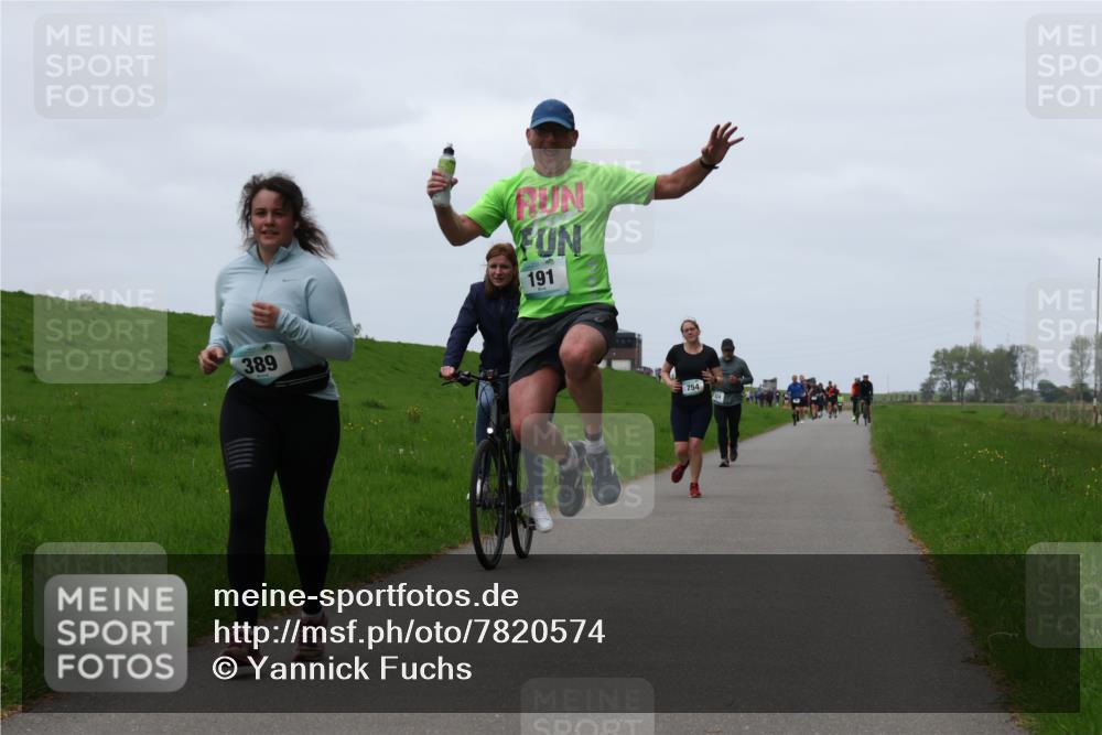 04.05.2025 - 8. Wedeler Halbmarathon Yannick Fuchs http://msf.ph/oto/7820574 04.05.2025 11:27:36 Laufen 389, 191, 754 meine-sportfotos.de