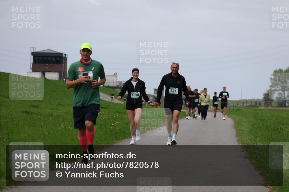 04.05.2025 - 8. Wedeler Halbmarathon Yannick Fuchs http://msf.ph/oto/7820578 04.05.2025 11:50:53 Laufen 1098, 321 meine-sportfotos.de