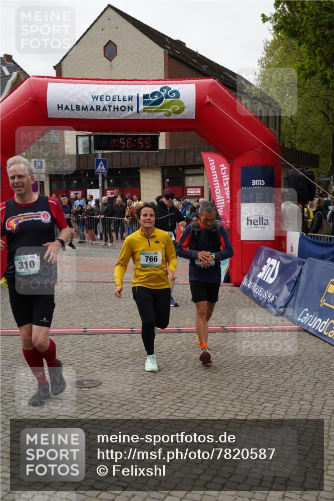 04.05.2025 - 8. Wedeler Halbmarathon Felixshl http://msf.ph/oto/7820587 04.05.2025 11:56:53 Ziel 148, 190, 310, 420, 765, 766 meine-sportfotos.de