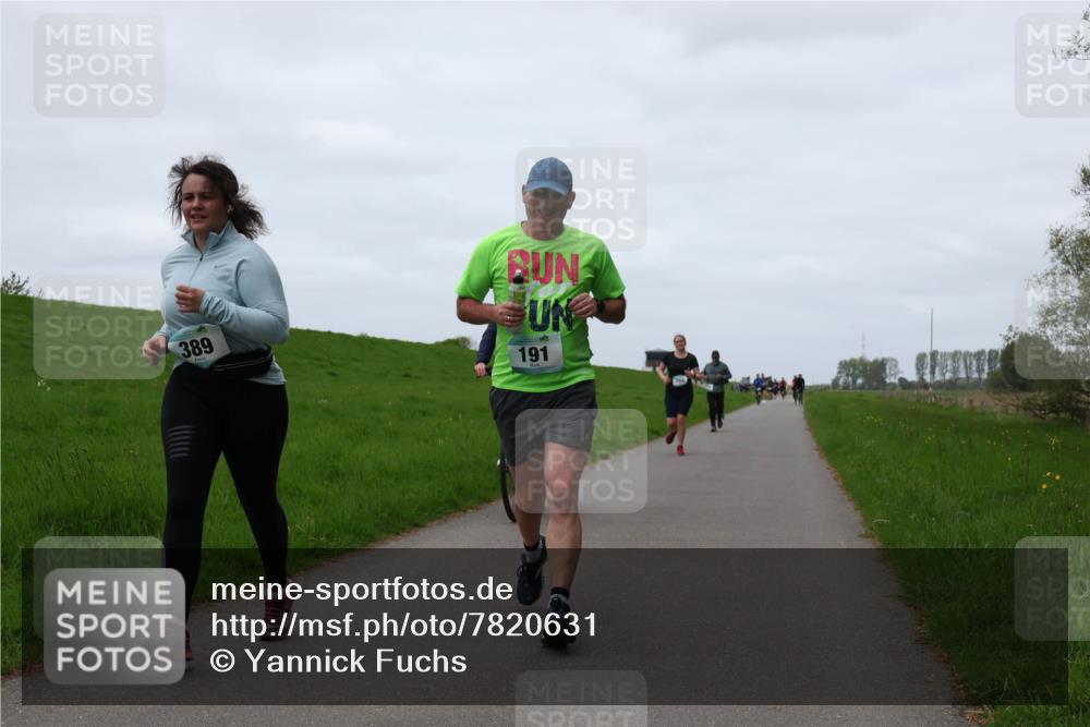 04.05.2025 - 8. Wedeler Halbmarathon Yannick Fuchs http://msf.ph/oto/7820631 04.05.2025 11:27:38 Laufen 389, 191 meine-sportfotos.de