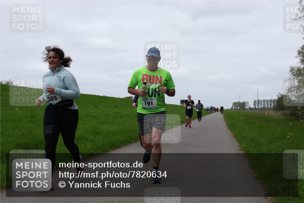 04.05.2025 - 8. Wedeler Halbmarathon Yannick Fuchs http://msf.ph/oto/7820634 04.05.2025 11:27:38 Laufen 389, 191 meine-sportfotos.de