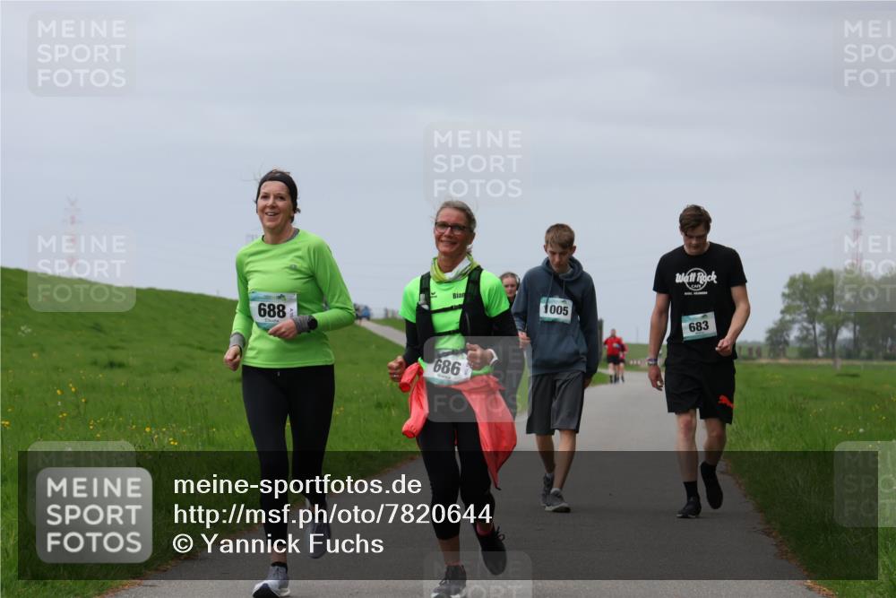 04.05.2025 - 8. Wedeler Halbmarathon Yannick Fuchs http://msf.ph/oto/7820644 04.05.2025 12:04:56 Laufen 688, 686, 1005, 683 meine-sportfotos.de