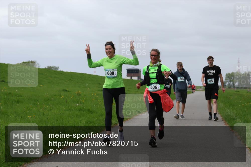 04.05.2025 - 8. Wedeler Halbmarathon Yannick Fuchs http://msf.ph/oto/7820715 04.05.2025 12:04:57 Laufen 688, 686, 1005, 683 meine-sportfotos.de