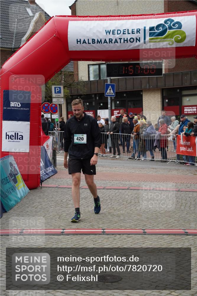 04.05.2025 - 8. Wedeler Halbmarathon Felixshl http://msf.ph/oto/7820720 04.05.2025 11:56:58 Ziel 148, 190, 420, 765 meine-sportfotos.de