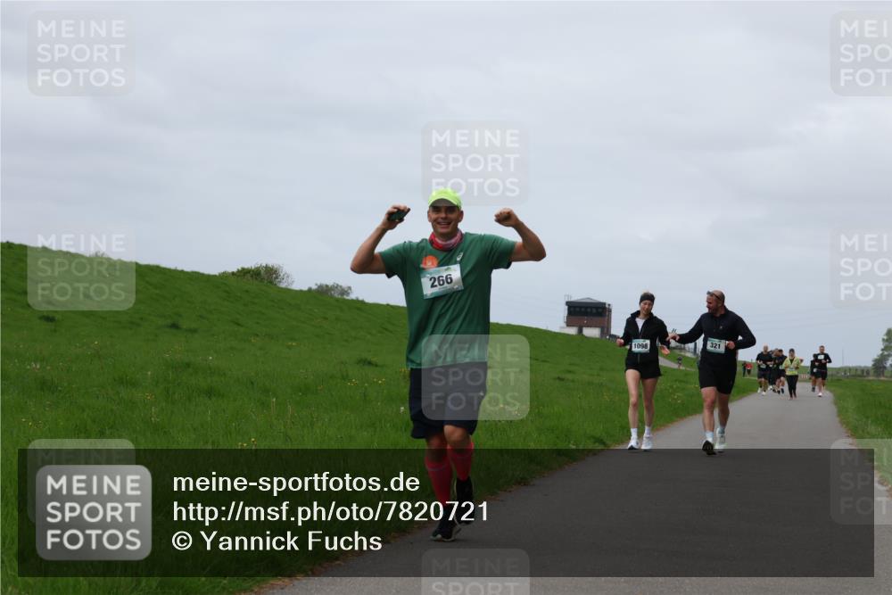 04.05.2025 - 8. Wedeler Halbmarathon Yannick Fuchs http://msf.ph/oto/7820721 04.05.2025 11:50:58 Laufen 266, 1098, 321 meine-sportfotos.de
