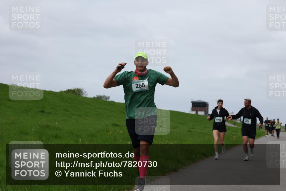 04.05.2025 - 8. Wedeler Halbmarathon Yannick Fuchs http://msf.ph/oto/7820730 04.05.2025 11:50:58 Laufen 266, 1098, 321 meine-sportfotos.de