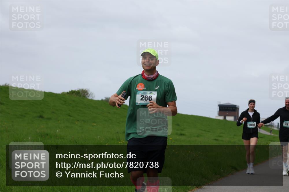 04.05.2025 - 8. Wedeler Halbmarathon Yannick Fuchs http://msf.ph/oto/7820738 04.05.2025 11:50:58 Laufen 266, 1098, 321 meine-sportfotos.de