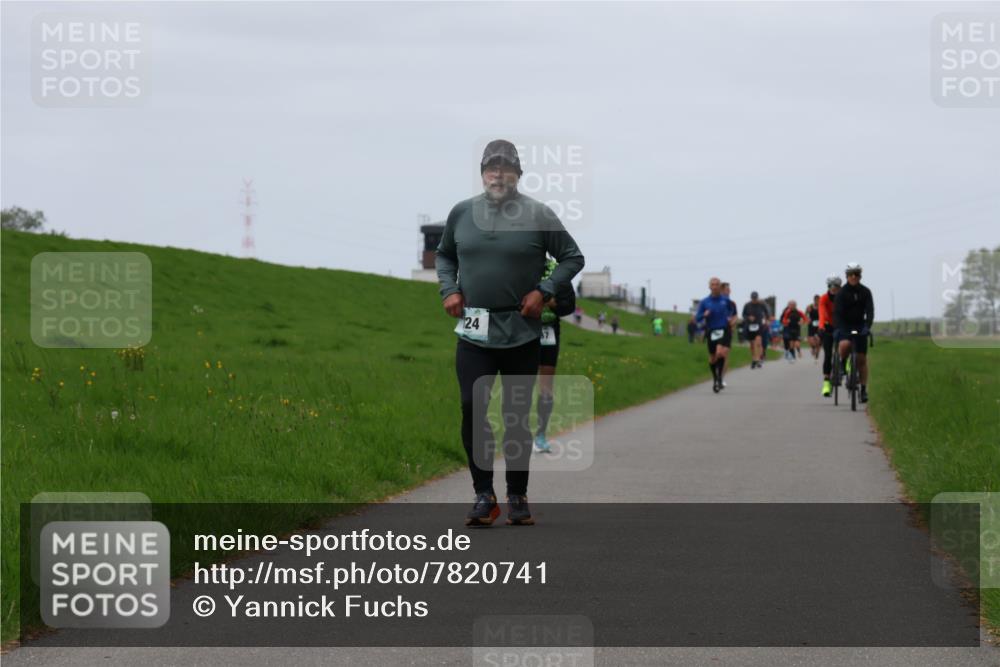 04.05.2025 - 8. Wedeler Halbmarathon Yannick Fuchs http://msf.ph/oto/7820741 04.05.2025 11:27:43 Laufen 24 meine-sportfotos.de