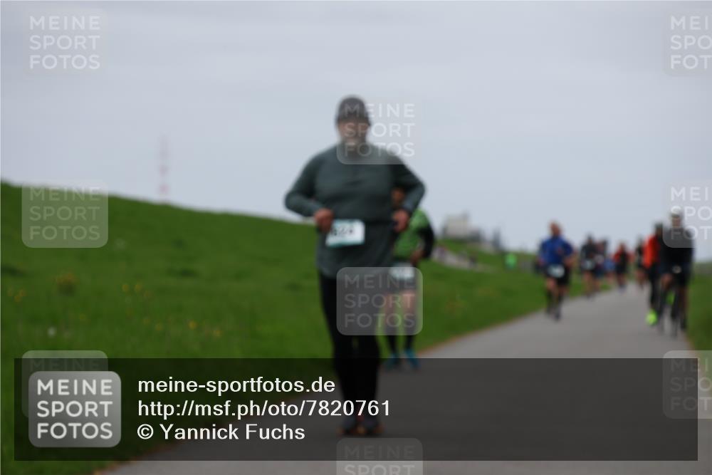 04.05.2025 - 8. Wedeler Halbmarathon Yannick Fuchs http://msf.ph/oto/7820761 04.05.2025 11:27:43 Laufen  meine-sportfotos.de