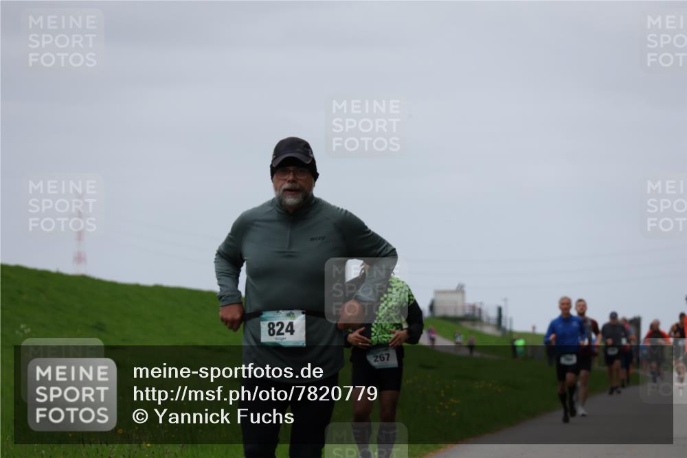 04.05.2025 - 8. Wedeler Halbmarathon Yannick Fuchs http://msf.ph/oto/7820779 04.05.2025 11:27:44 Laufen 824, 267 meine-sportfotos.de