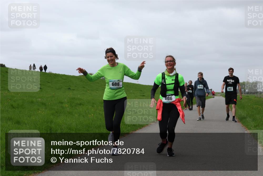 04.05.2025 - 8. Wedeler Halbmarathon Yannick Fuchs http://msf.ph/oto/7820784 04.05.2025 12:04:59 Laufen 688, 686, 1005, 683 meine-sportfotos.de