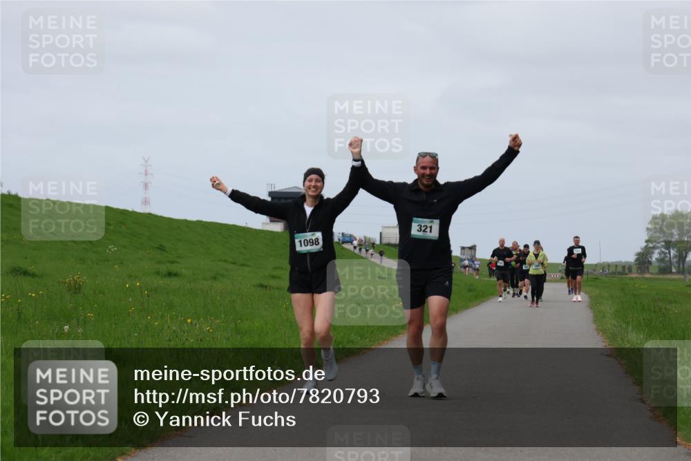 04.05.2025 - 8. Wedeler Halbmarathon Yannick Fuchs http://msf.ph/oto/7820793 04.05.2025 11:50:59 Laufen 1098, 321 meine-sportfotos.de