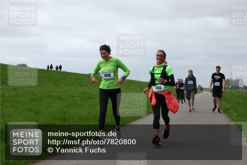 04.05.2025 - 8. Wedeler Halbmarathon Yannick Fuchs http://msf.ph/oto/7820800 04.05.2025 12:04:59 Laufen 688, 686, 1005, 683 meine-sportfotos.de