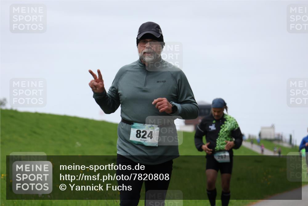04.05.2025 - 8. Wedeler Halbmarathon Yannick Fuchs http://msf.ph/oto/7820808 04.05.2025 11:27:45 Laufen 136, 824, 267 meine-sportfotos.de