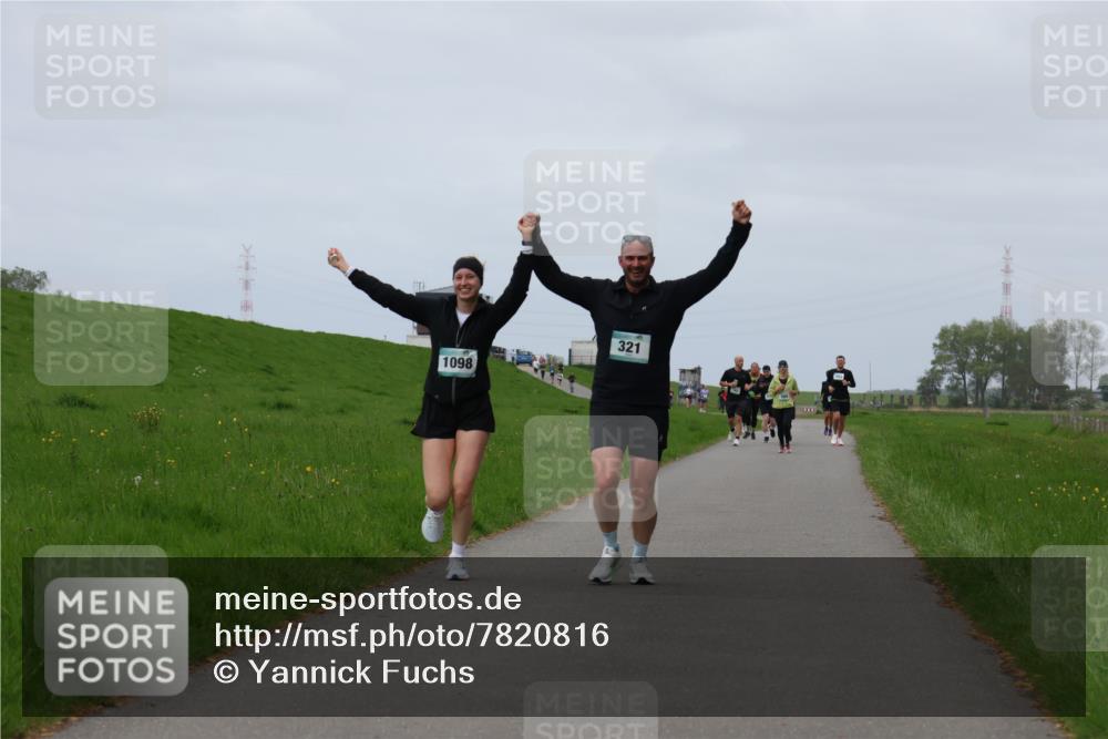 04.05.2025 - 8. Wedeler Halbmarathon Yannick Fuchs http://msf.ph/oto/7820816 04.05.2025 11:51:00 Laufen 321, 1098 meine-sportfotos.de