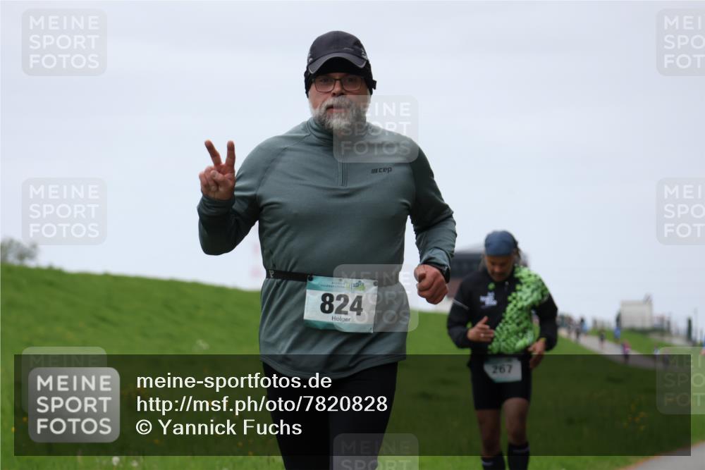 04.05.2025 - 8. Wedeler Halbmarathon Yannick Fuchs http://msf.ph/oto/7820828 04.05.2025 11:27:45 Laufen 824, 267 meine-sportfotos.de