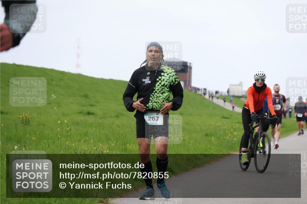 04.05.2025 - 8. Wedeler Halbmarathon Yannick Fuchs http://msf.ph/oto/7820855 04.05.2025 11:27:48 Laufen 267 meine-sportfotos.de