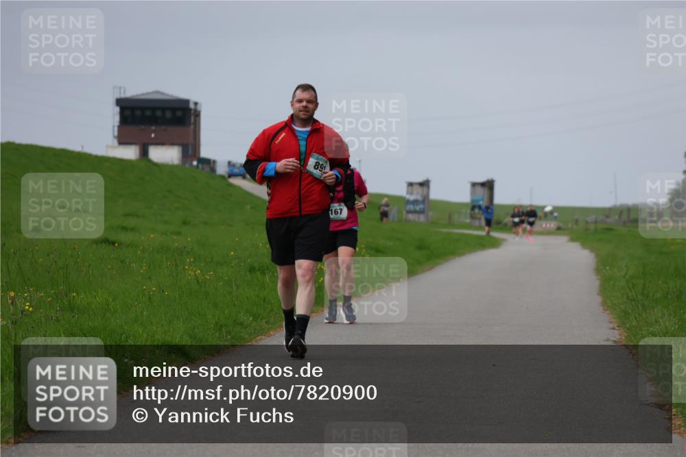 04.05.2025 - 8. Wedeler Halbmarathon Yannick Fuchs http://msf.ph/oto/7820900 04.05.2025 12:05:42 Laufen 891, 167 meine-sportfotos.de