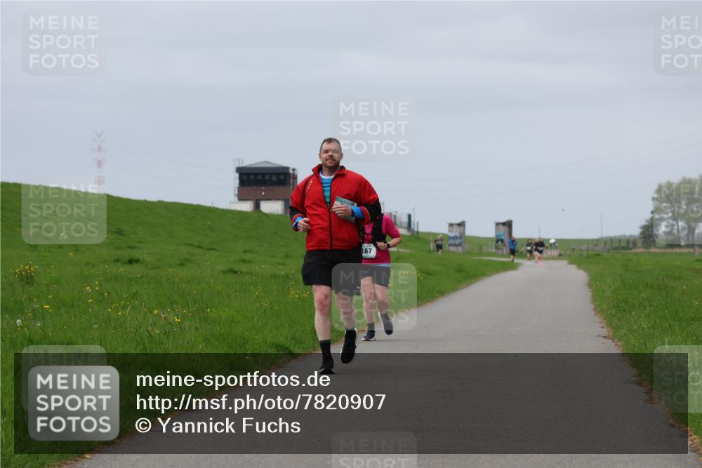 04.05.2025 - 8. Wedeler Halbmarathon Yannick Fuchs http://msf.ph/oto/7820907 04.05.2025 12:05:44 Laufen 167 meine-sportfotos.de