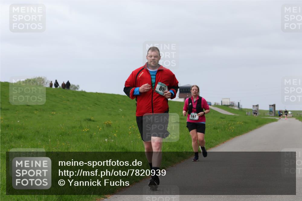 04.05.2025 - 8. Wedeler Halbmarathon Yannick Fuchs http://msf.ph/oto/7820939 04.05.2025 12:05:49 Laufen 891, 167 meine-sportfotos.de