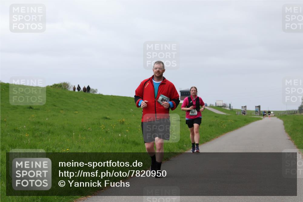 04.05.2025 - 8. Wedeler Halbmarathon Yannick Fuchs http://msf.ph/oto/7820950 04.05.2025 12:05:49 Laufen 80, 167 meine-sportfotos.de