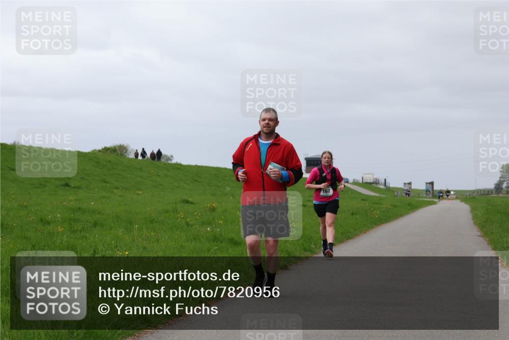 04.05.2025 - 8. Wedeler Halbmarathon Yannick Fuchs http://msf.ph/oto/7820956 04.05.2025 12:05:49 Laufen 167 meine-sportfotos.de